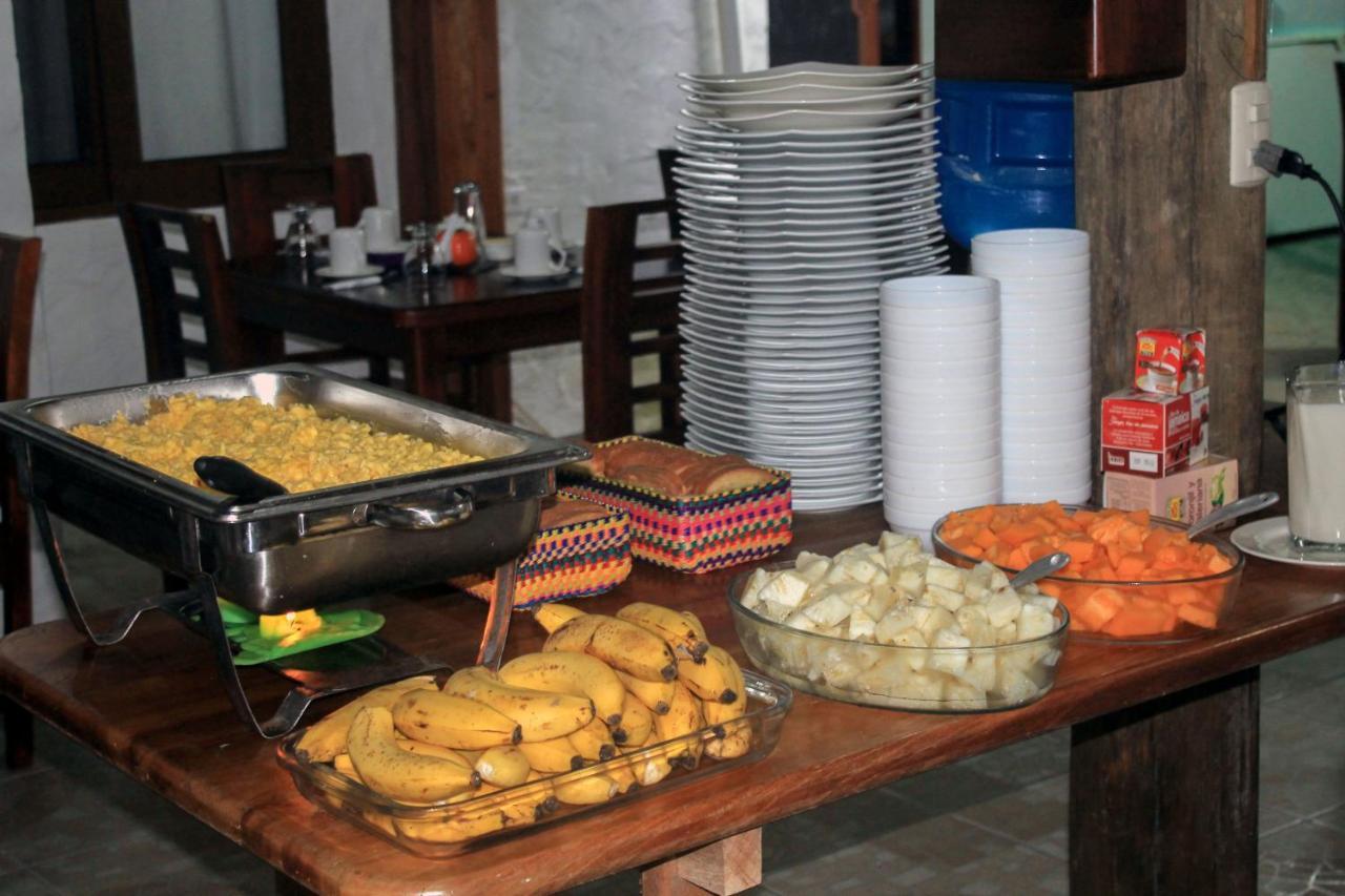 Hostal La Gran Tortuga Puerto Villamil Exteriör bild